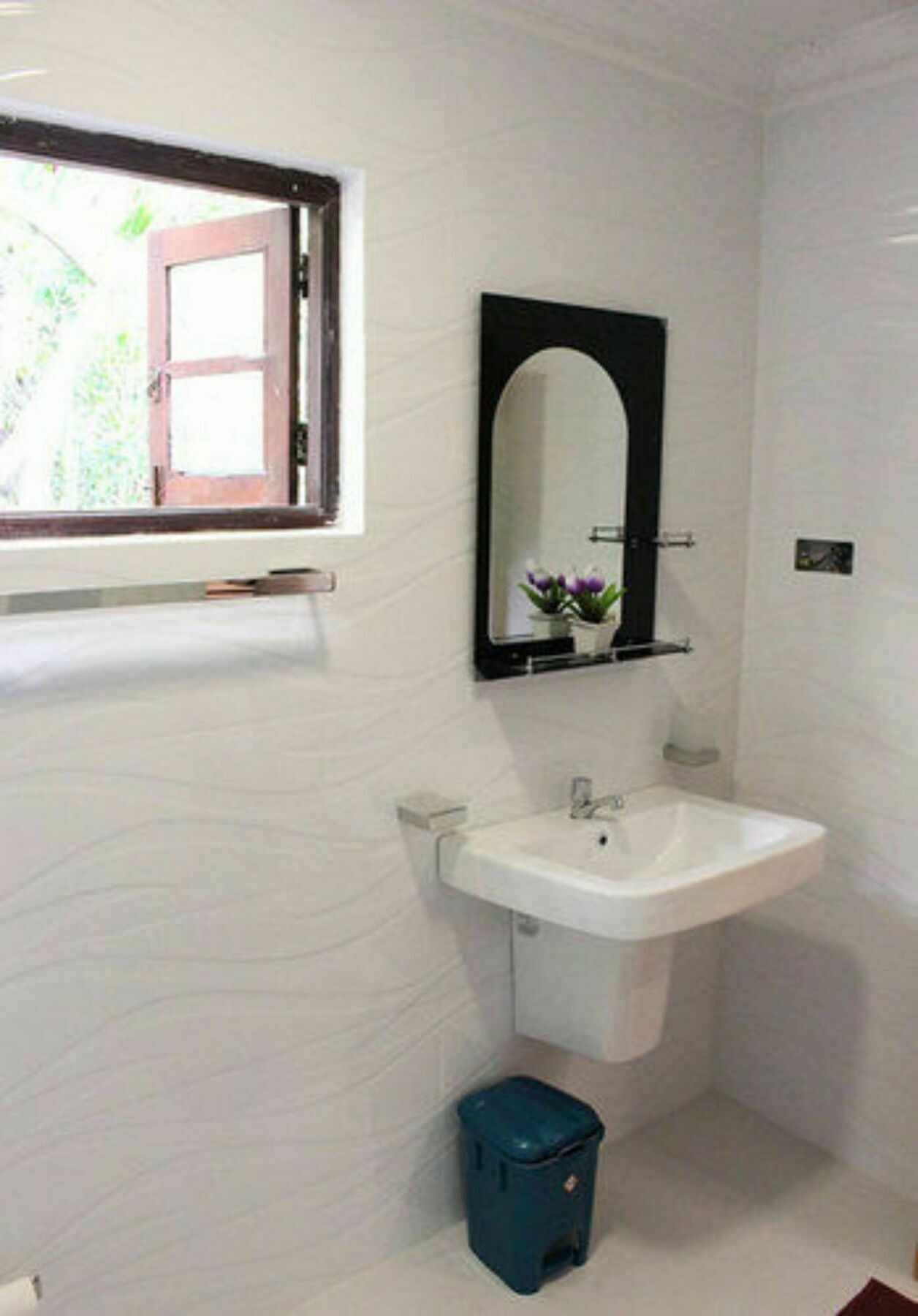 Oak Wood Inn كاندي المظهر الخارجي الصورة