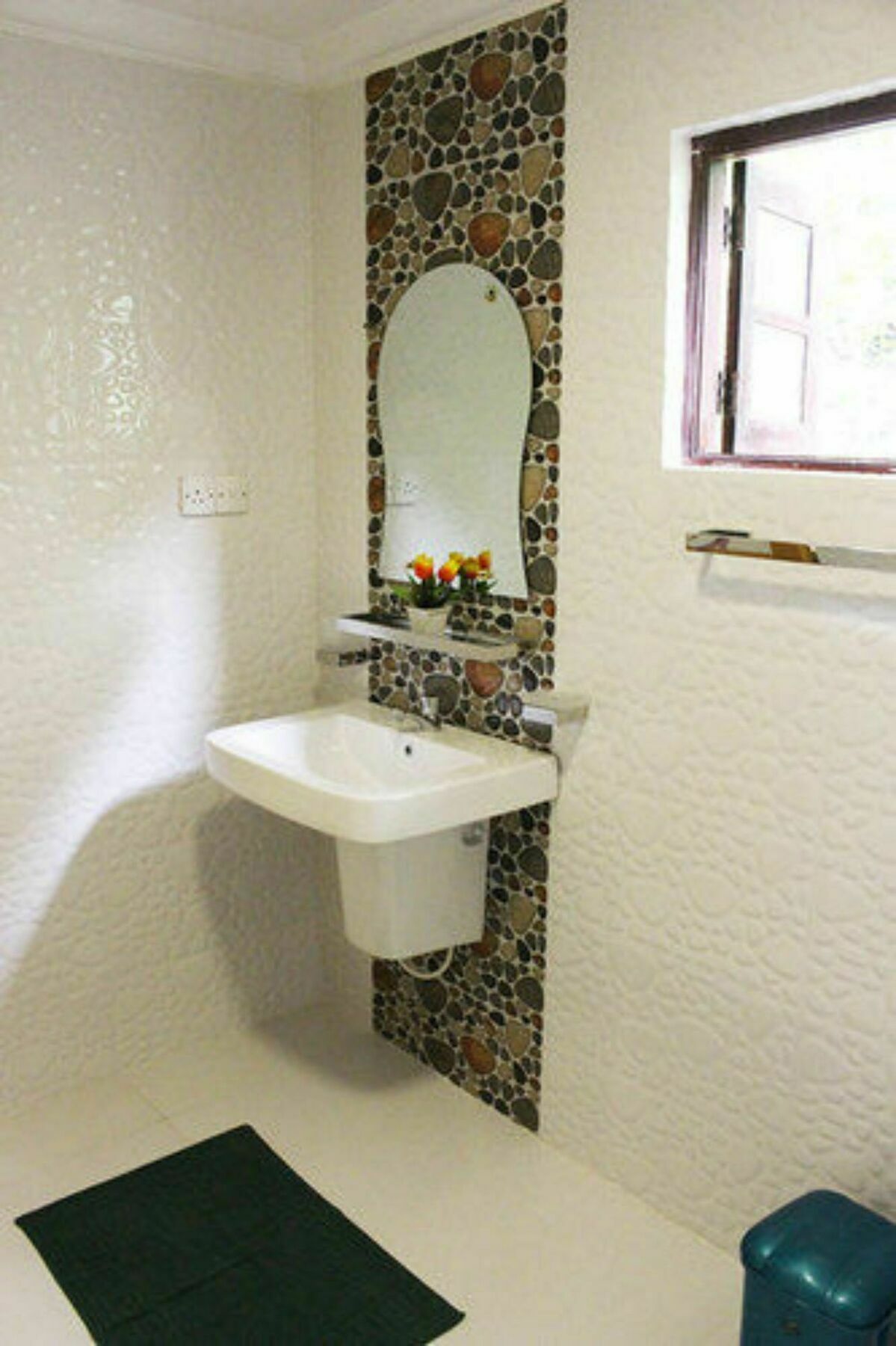 Oak Wood Inn كاندي المظهر الخارجي الصورة